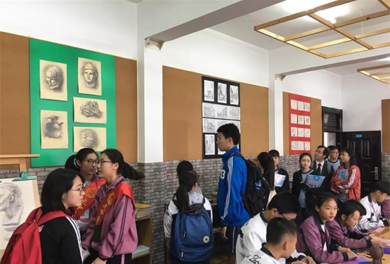 三中三澳門，探索與解析，三中三澳門，深度探索與解析