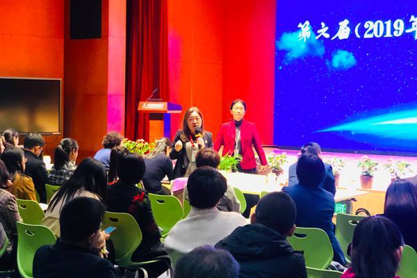 芳草地免費(fèi)資料論壇，共享知識(shí)的海洋，芳草地免費(fèi)資料論壇，知識(shí)的海洋共享平臺(tái)