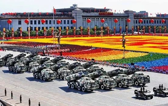 我國(guó)勝利日大閱兵，回顧與展望，中國(guó)勝利日大閱兵，回顧輝煌歷程，展望嶄新未來(lái)