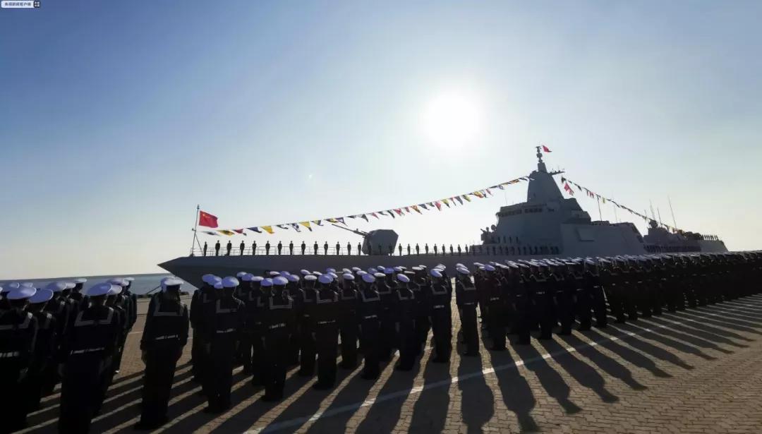 南昌艦艦長(zhǎng)，一位海軍英雄的榮耀與擔(dān)當(dāng)，南昌艦艦長(zhǎng)，海軍英雄的榮耀與擔(dān)當(dāng)之旅
