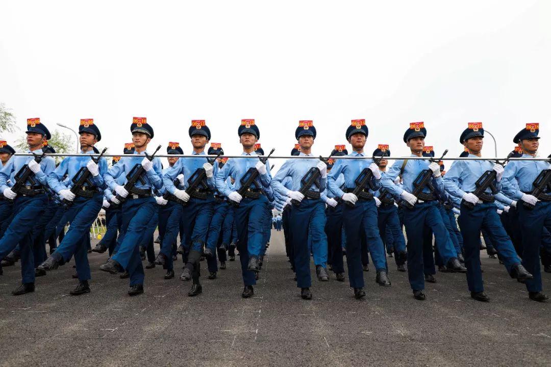 閱兵盛典，2019年的震撼與感動(dòng)——我的觀(guān)后感，閱兵盛典的震撼與感動(dòng)，我的觀(guān)后感回顧與展望（2019年）