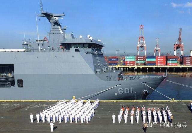 中國海軍節(jié)閱兵，展現(xiàn)中國力量的壯麗畫卷——紀(jì)念中國海軍節(jié)2022年盛大閱兵活動，中國海軍節(jié)盛大閱兵，展現(xiàn)力量與榮耀的壯麗畫卷 2022年紀(jì)念活動回顧