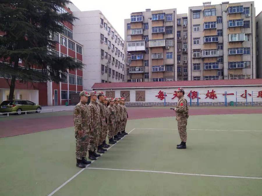 半軍事化管理學(xué)校，理念與實(shí)踐，半軍事化管理學(xué)校的理念與實(shí)踐探索