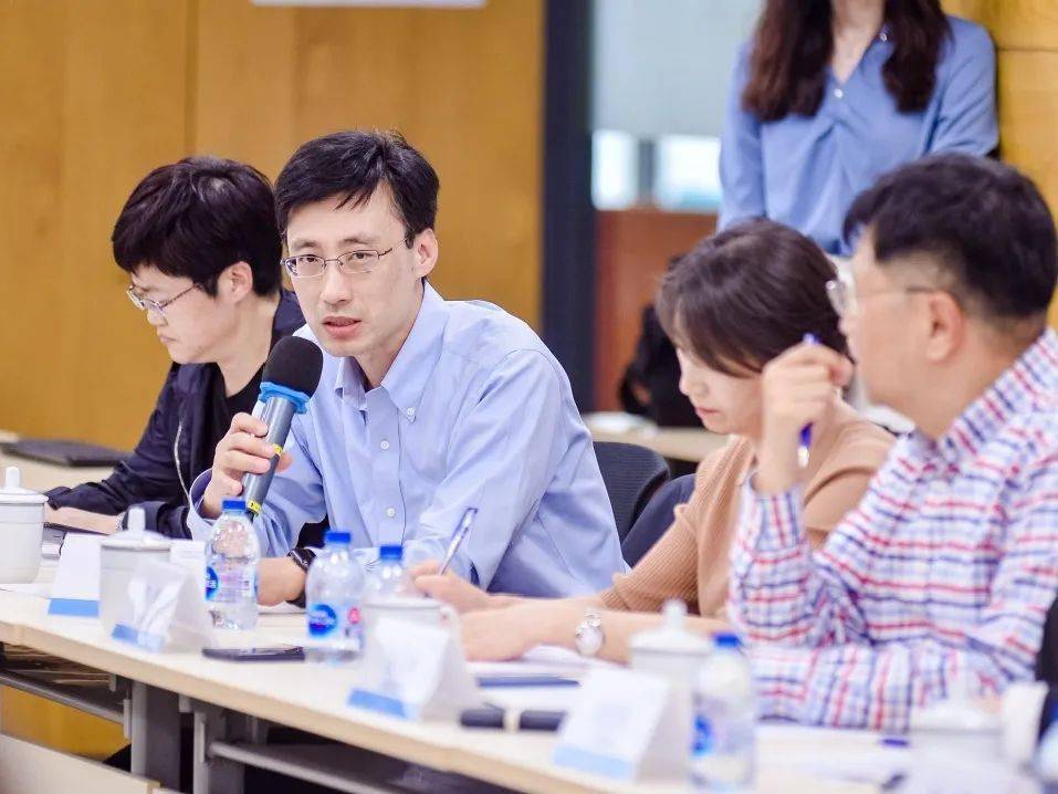 王中王一肖中持嗎？深度解析背后的故事與真相，揭秘王中王一肖背后的故事與真相，深度解析與真相探討