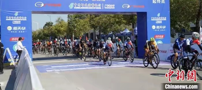 澳門(mén)管家婆與百年中澳關(guān)系，深度解析與探討，澳門(mén)管家婆與百年中澳關(guān)系深度探討解析