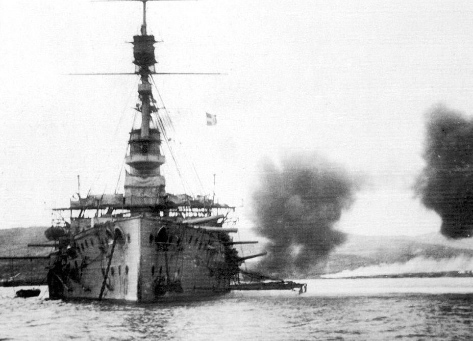 護(hù)衛(wèi)艦與驅(qū)逐艦的區(qū)別，深入解析兩大艦種的特點(diǎn)與差異，護(hù)衛(wèi)艦與驅(qū)逐艦的差異性解析，特點(diǎn)與功能深度對(duì)比
