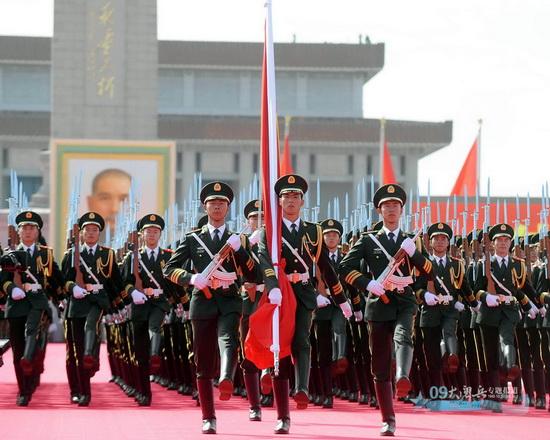 回顧歷史，銘記輝煌——2009年國慶大閱兵全程回顧與展望，回顧歷史輝煌，展望大閱兵未來，國慶大閱兵全程回顧與展望（2009年）