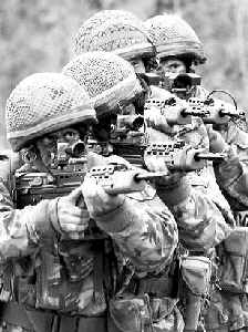 今日戰(zhàn)事新聞，全球軍事動態(tài)深度解析，全球軍事動態(tài)深度解析，今日戰(zhàn)事新聞綜述