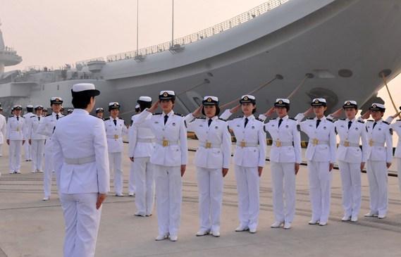 遼寧艦上的女兵角色與職責解析，遼寧艦上的女兵角色與職責探討