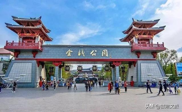 暑假旅游景點推薦國內(nèi)，暢游中國最美的風(fēng)景勝地，暑假國內(nèi)旅游勝地推薦，暢游中國絕美風(fēng)景勝地